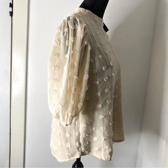 Lascana Cream Swiss Dot Puff Sleeve Top NWT - Picture 11 of 14